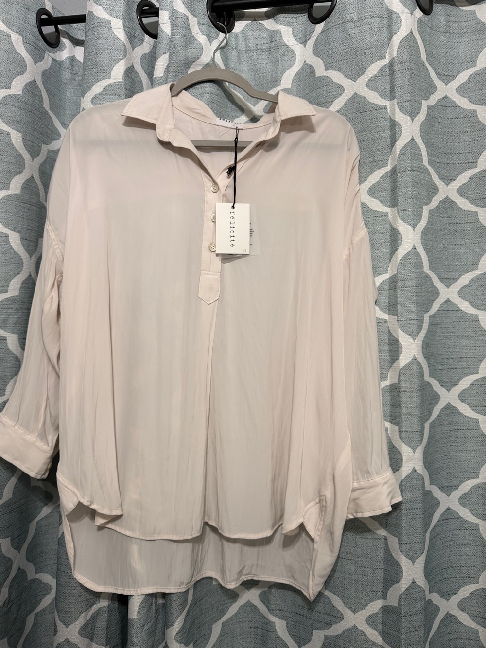 Lightweight Pale Blush Button-Down Shirt - Relaxed Fit